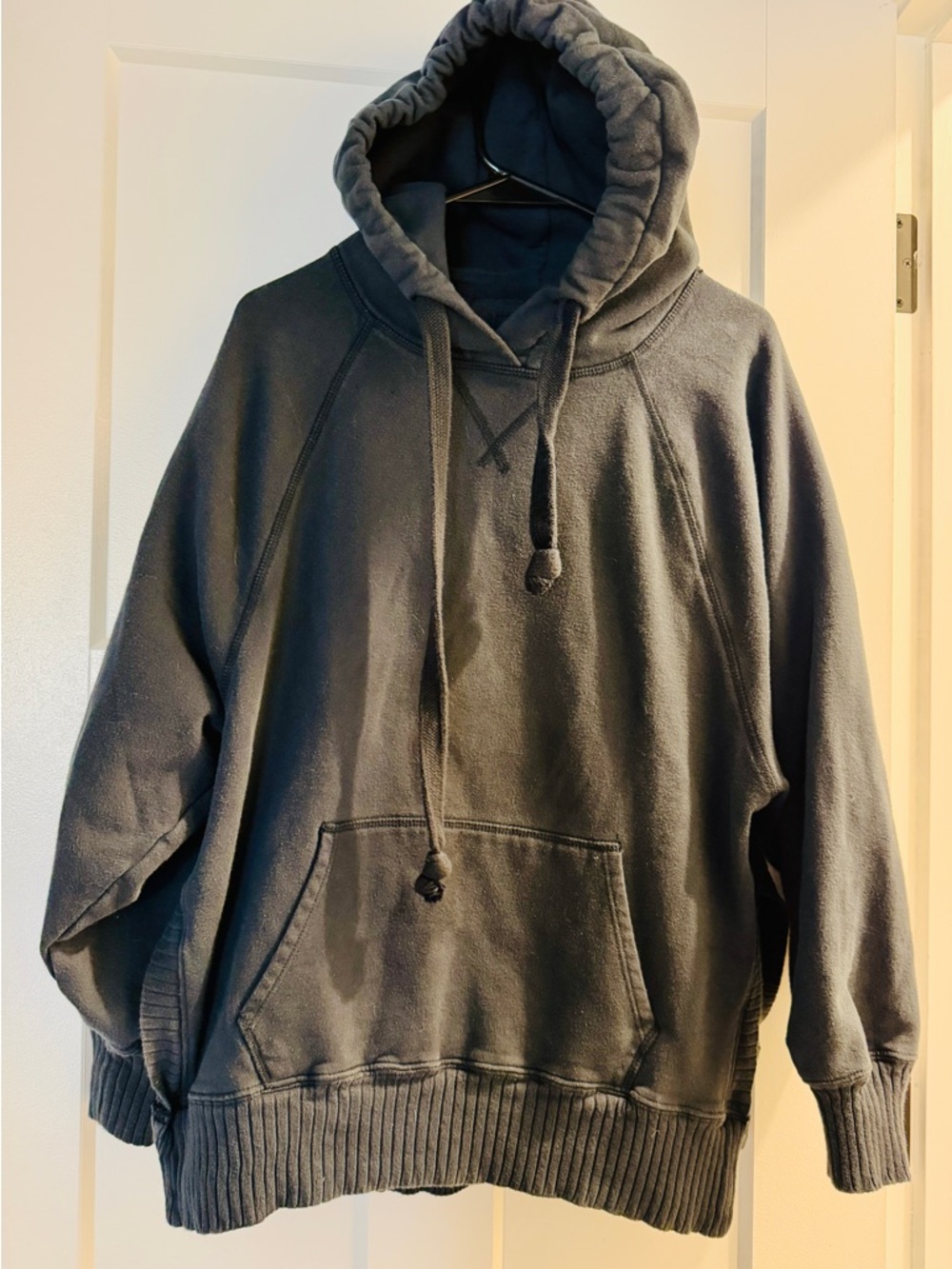 American Eagle Outfitters navy blue Pullover Hoodie